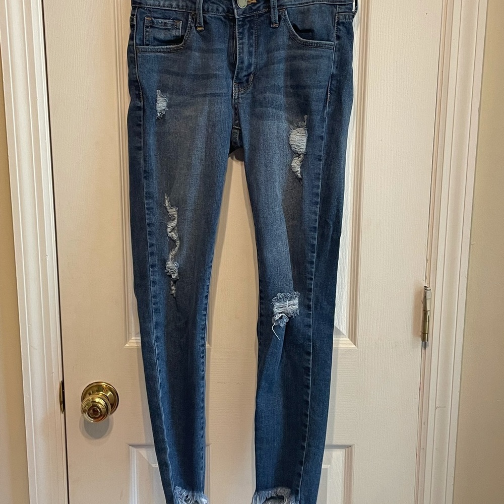 JBD jeans size 24.  Distressed